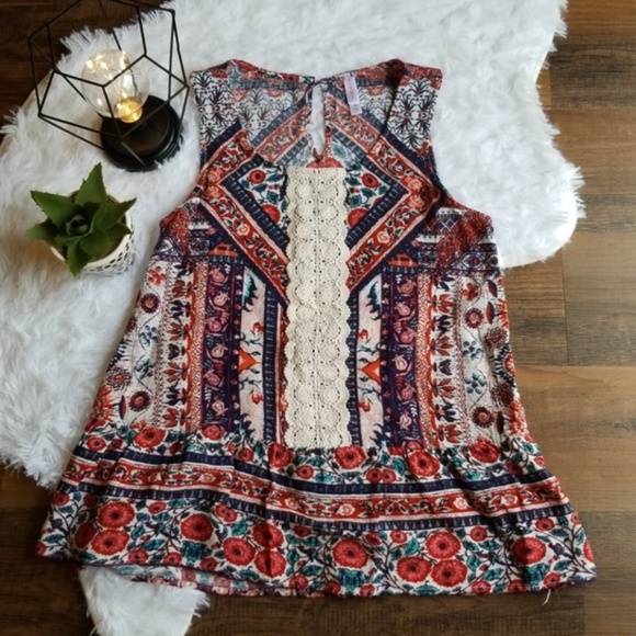Xhilaration Tops - Xhilaration Floral Paisley Boho Crochet Tank Top M